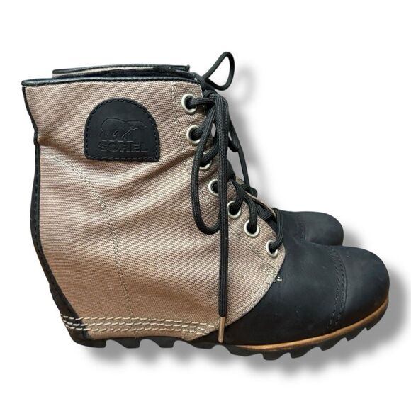 Sorel PDX Wedge Bootie Black Tan Leather Canvas Waterproof Lace Up Women's Sz 9 - Picture 1 of 10